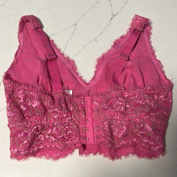 Curvy Pluglie Long Line Bralette - Picture 2 of 6